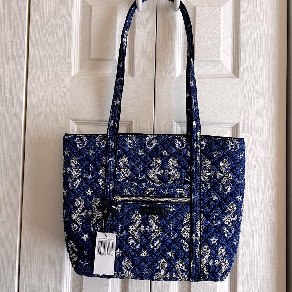 NWT Vera Bradley small tote in seahorse of course pattern